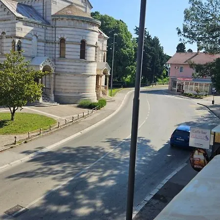 Leo Apartmán Pula