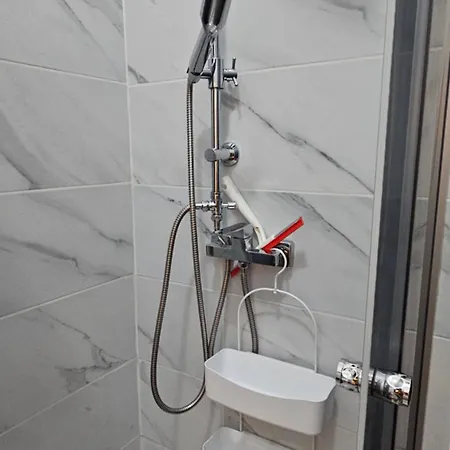 Leo Apartmán *