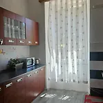 Διαμέρισμα Leo *
